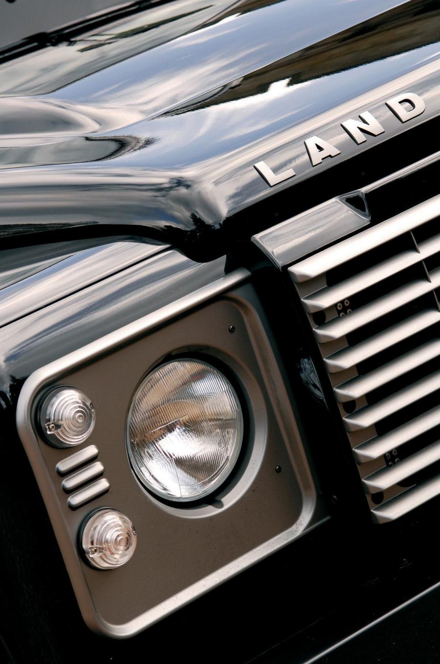  Land Rover Defender 2006 года  (фото 138 из 227)